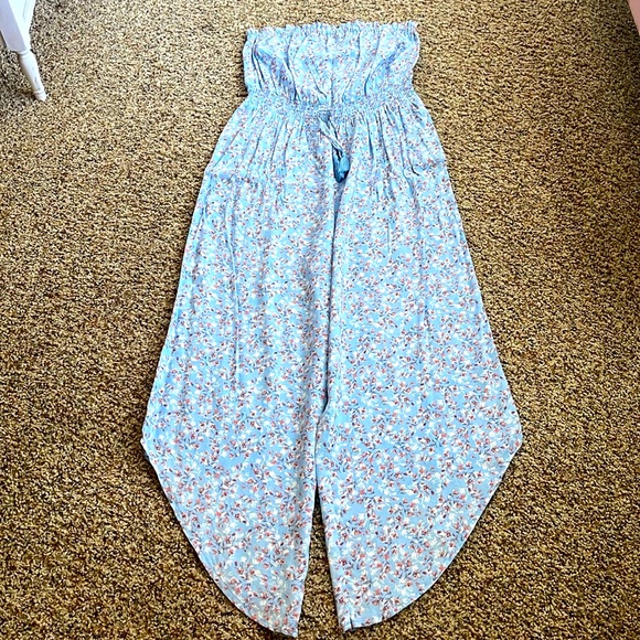 Japsa Jumpsuit - Picture 1 of 3